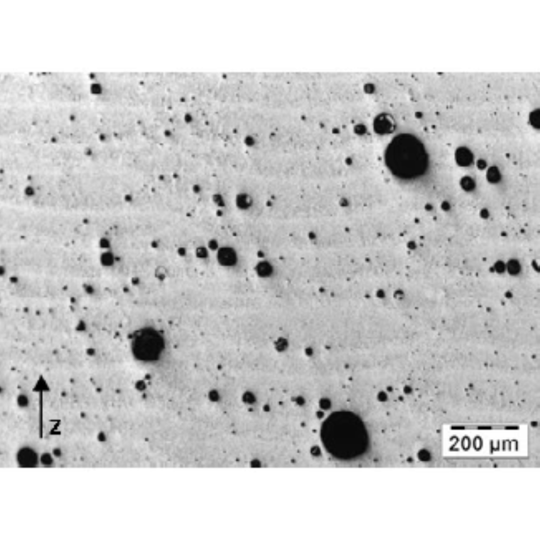 A greyscale image showing hydrogen porosity